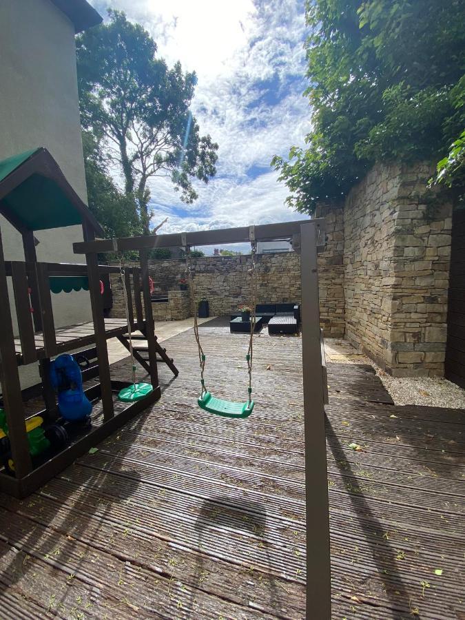 Town Villa With Charming Garden, Bbq Area & Sleeps 6 Cashel  Dış mekan fotoğraf